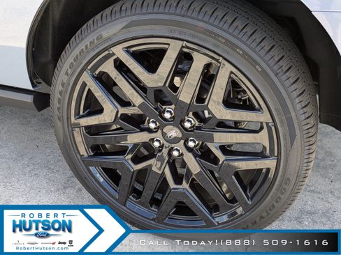 New 2026 Ford Expedition Platinum w/ Stealth Performance Package AWD/4WD image 10