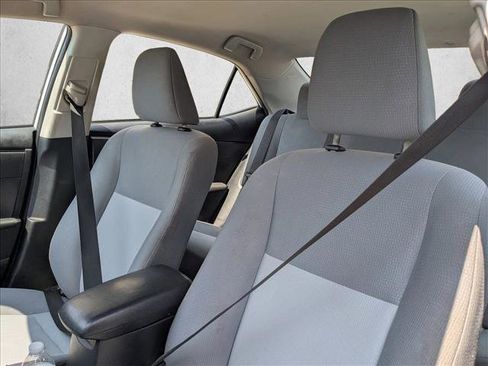 Used 2017 Toyota Corolla L FWD image 14