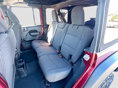 Used 2022 Jeep Wrangler Unlimited Sport image 22