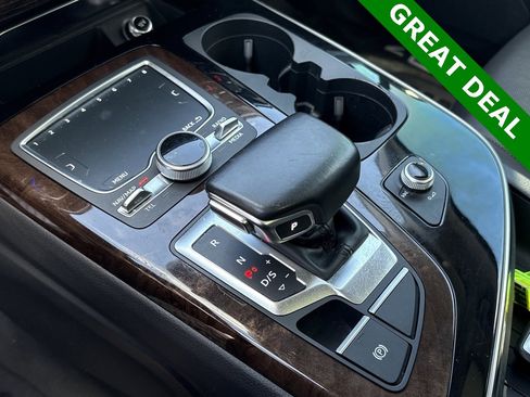 Used 2018 Audi Q7 3.0T Prestige w/ Prestige Package image 21