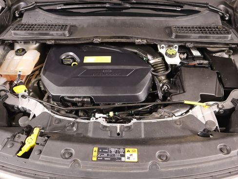 Used 2016 Ford Escape SE image 18