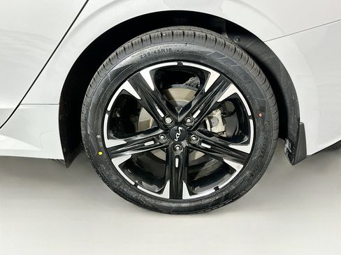 Used 2024 Kia K5 GT-Line w/ GT-Line Premium Package image 11