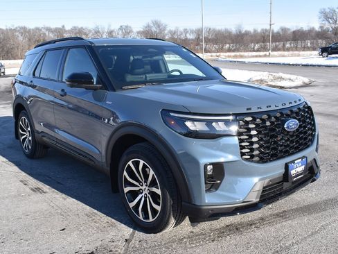 New 2026 Ford Explorer ST-Line AWD/4WD image 13