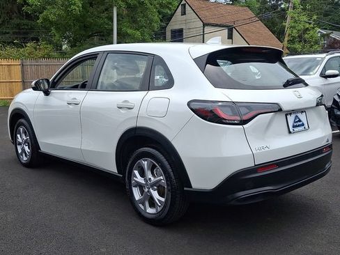 Certified 2024 Honda HR-V LX image 4