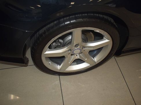 Used 2013 Mercedes-Benz SL 550 image 13