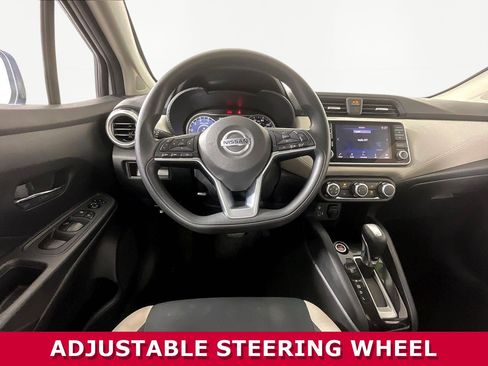 Used 2020 Nissan Versa SV FWD image 8