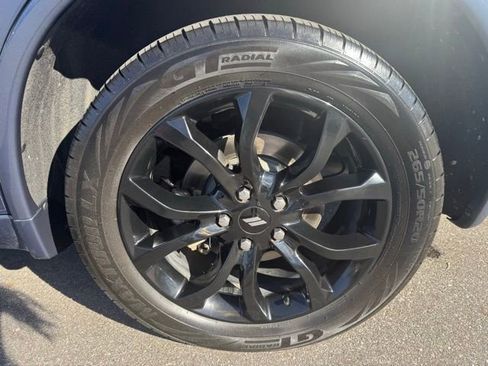 Used 2019 Dodge Durango R/T w/ Technology Group image 30