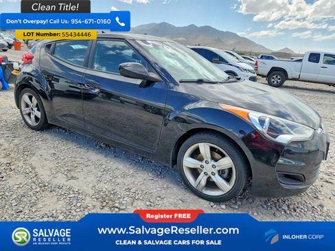 Used 2015 Hyundai Veloster FWD image 5