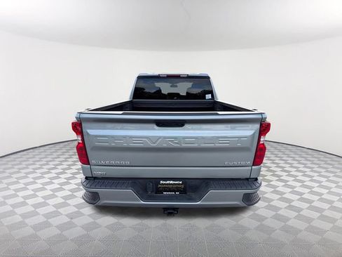 Used 2025 Chevrolet Silverado 1500 Custom RWD image 6