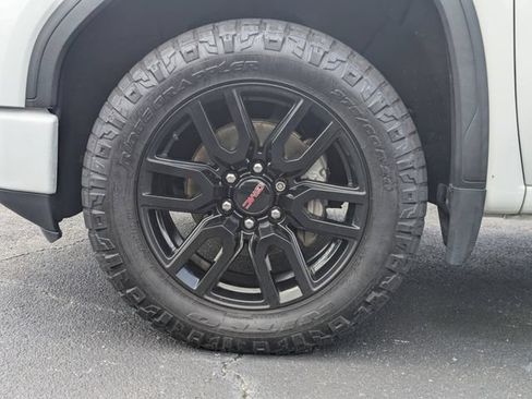 Used 2020 GMC Sierra 1500 Elevation AWD/4WD image 14