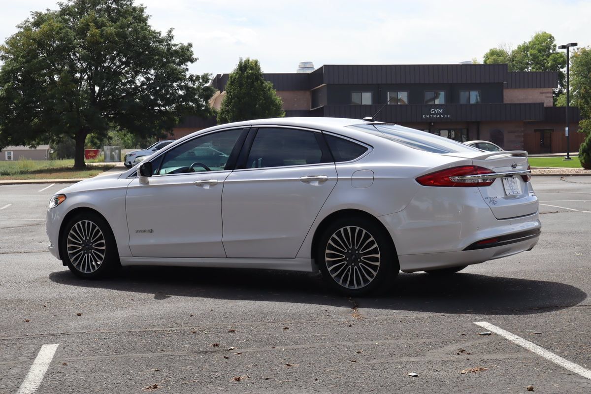 Used 2017 Ford Fusion Titanium FWD image 7