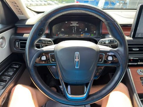 Used 2020 Lincoln Aviator Grand Touring w/ Equipment Group 302A AWD/4WD image 48