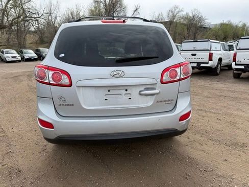 Used 2010 Hyundai Santa Fe GLS image 4