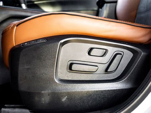 Certified 2025 MAZDA CX-5 Carbon Edition image 12