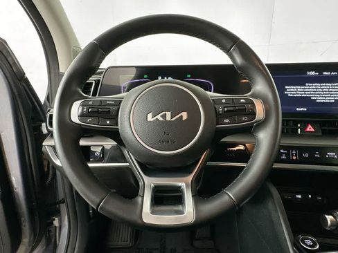 Used 2023 Kia Sportage EX FWD image 16