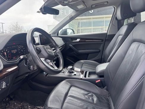 Used 2018 Audi Q5 2.0T Premium Plus w/ Premium Plus Package image 9