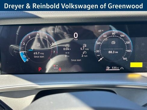 New 2026 Volkswagen Tiguan SE R-Line image 13