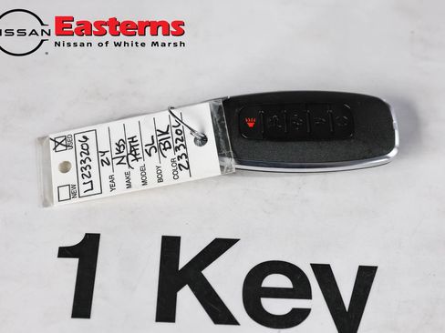 Used 2024 Nissan Pathfinder SL AWD/4WD image 87