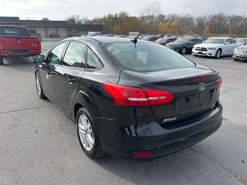 Used 2016 Ford Focus SE image 8