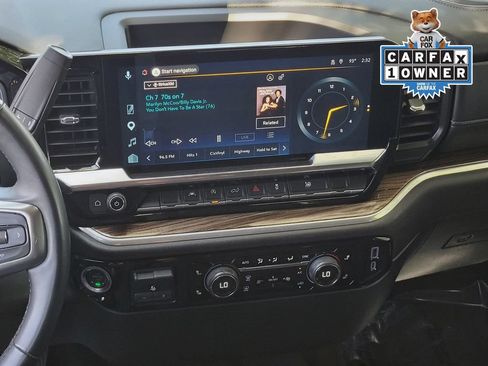 Used 2025 Chevrolet Silverado 1500 LT AWD/4WD image 14