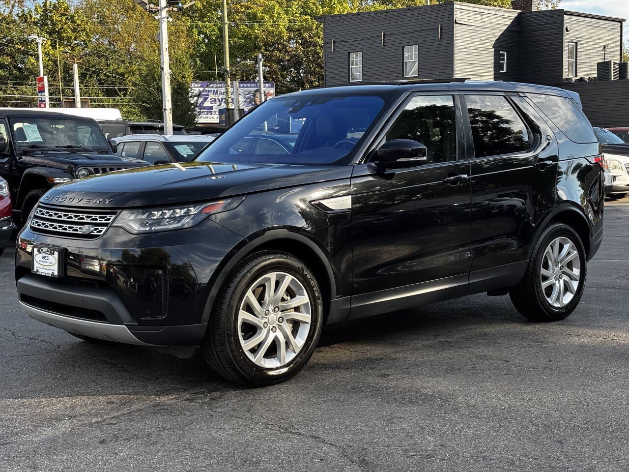 Used 2018 Land Rover Discovery HSE AWD/4WD image 4