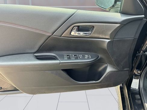 Used 2017 Honda Accord Sport Special Edition image 26
