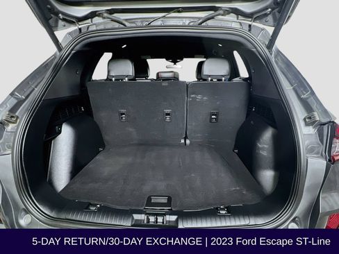 Used 2023 Ford Escape ST-Line w/ Tech Pack #1 FWD image 30