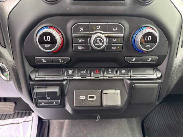 Used 2022 Chevrolet Silverado 3500 LT w/ Convenience Package AWD/4WD image 20