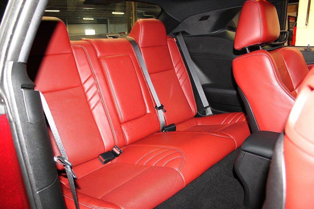 Used 2022 Dodge Challenger SRT Hellcat w/ Plus Package RWD image 34