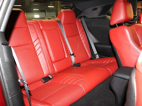 Used 2022 Dodge Challenger SRT Hellcat w/ Plus Package RWD image 34
