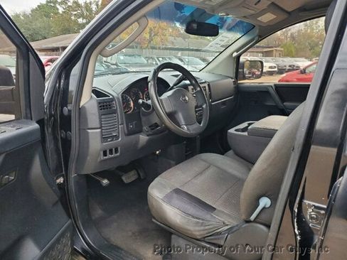 Used 2010 Nissan Titan SE RWD image 24