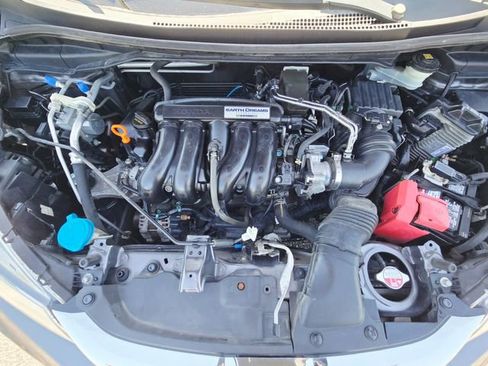 Used 2018 Honda Fit Sport image 29