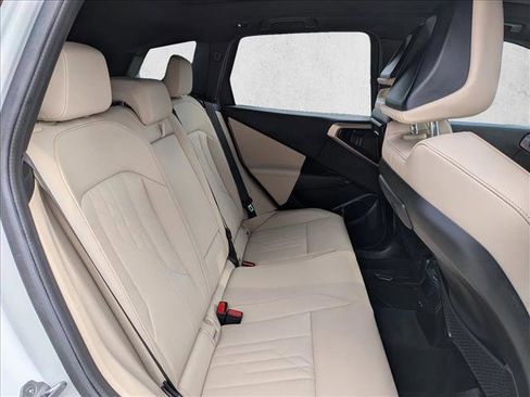 Used 2025 BMW X3 xDrive30i w/ Premium Package image 20