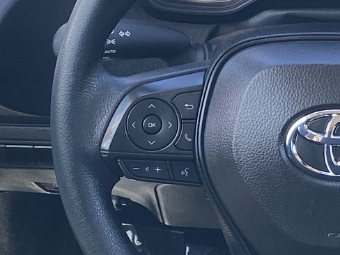 Certified 2025 Toyota Corolla LE FWD image 17