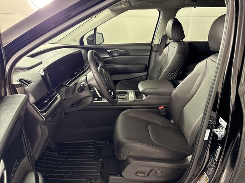 New 2026 Kia Carnival SX FWD image 27