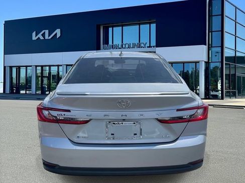 Used 2025 Toyota Camry LE w/ Convenience Package FWD image 5