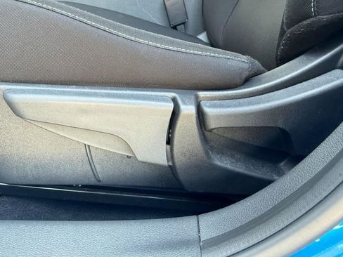 Used 2025 Nissan Sentra SV FWD image 23