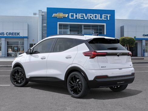 New 2027 Chevrolet Bolt RS w/ Technology Package FWD image 5