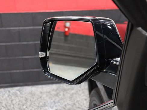 Used 2016 Cadillac Escalade ESV Luxury image 67