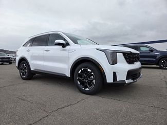 New 2026 Kia Sorento S FWD video 2