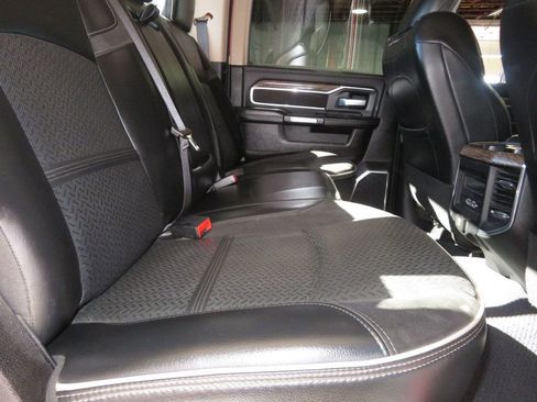 Used 2019 RAM 2500 Laramie AWD/4WD image 34