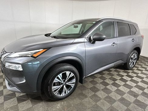 Used 2023 Nissan Rogue SV w/ SV Premium B Package AWD/4WD image 8
