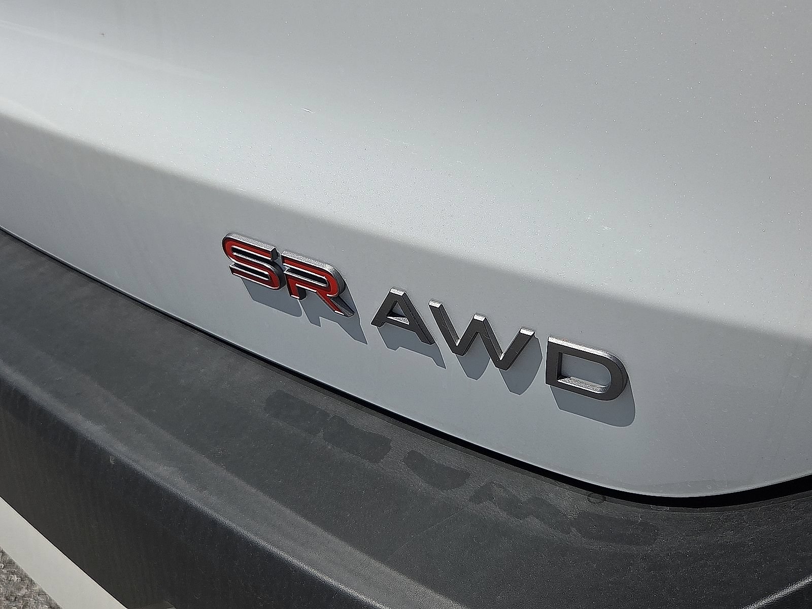 Used 2025 Nissan Kicks SR AWD/4WD image 33