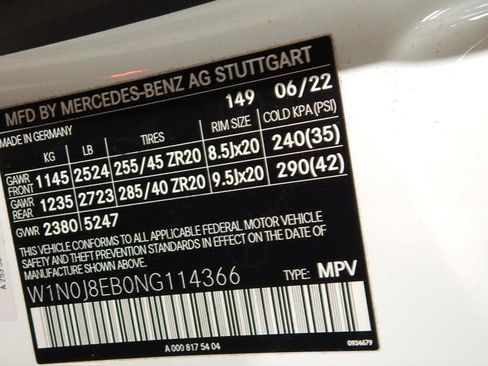 Used 2022 Mercedes-Benz GLC 300 4MATIC Coupe image 12