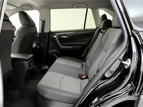 Certified 2024 Toyota RAV4 Woodland Edition image 18