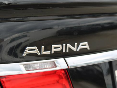 Used 2012 BMW ALPINA B7 image 11