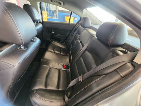 Used 2013 Chevrolet Cruze LT FWD image 10