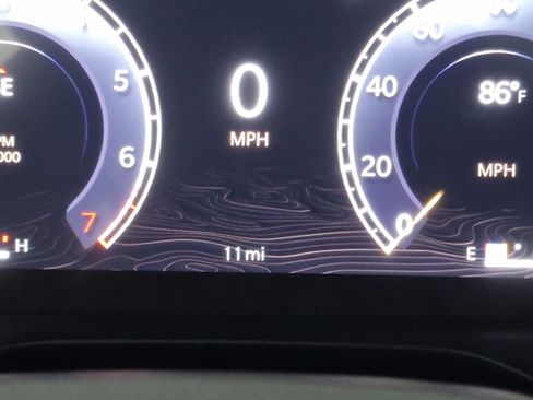 New 2025 Jeep Grand Cherokee L Limited w/ Luxury Tech Group II image 17