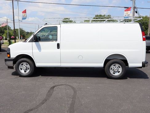 New 2025 Chevrolet Express 2500 w/ Driver Convenience Package RWD image 19