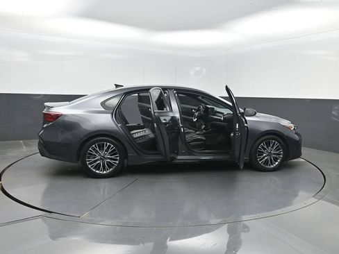 Used 2023 Kia Forte GT-Line w/ GT-Line Premium Package FWD image 39